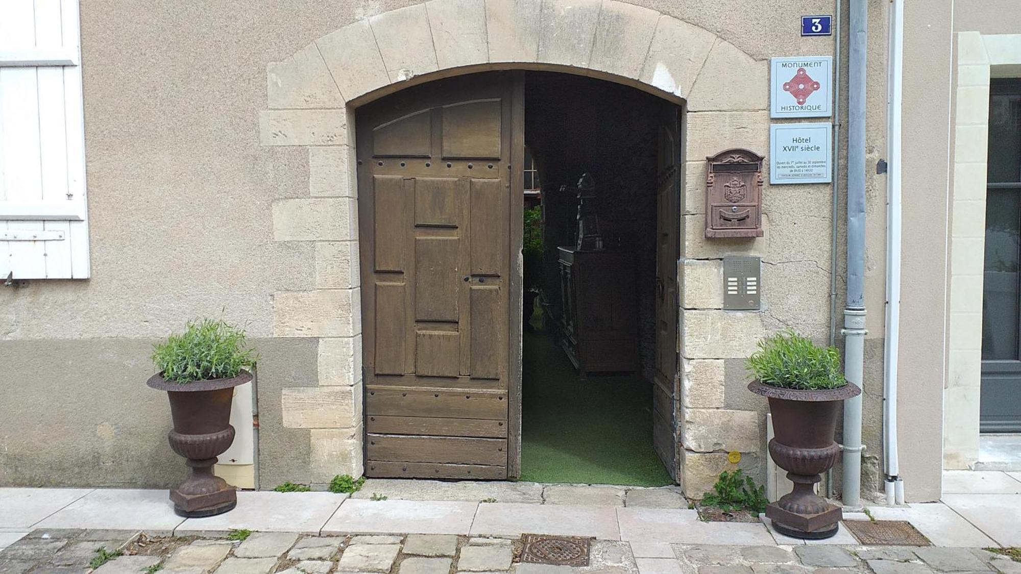 Appart 2 Pieces Et Jardin Hyper Centre Ville Angers Exterior foto
